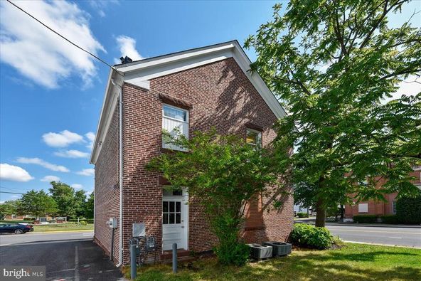 9251 Lee Ave, Manassas, VA 20110